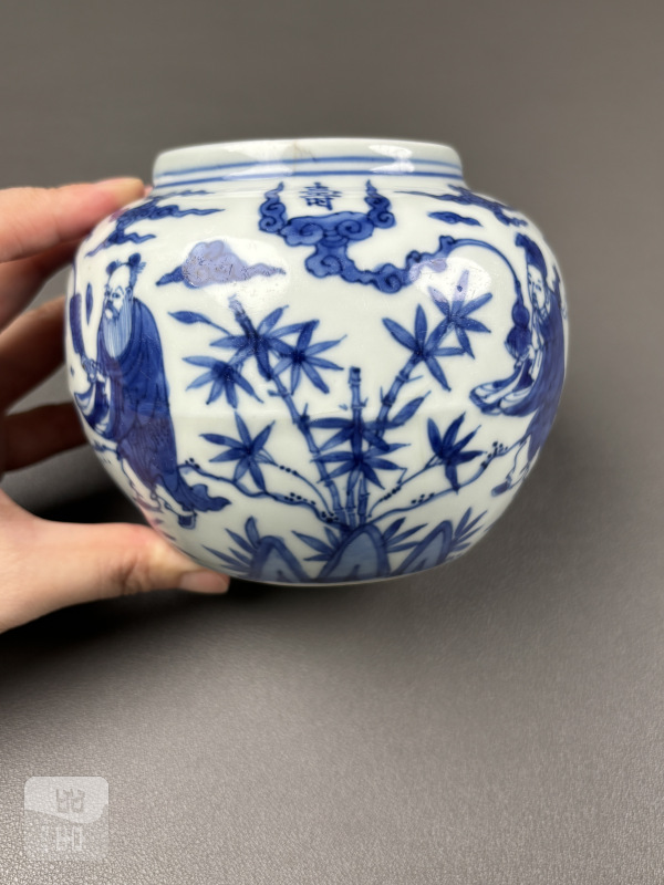 明万历 青花仙人祝寿图小罐 - 图4